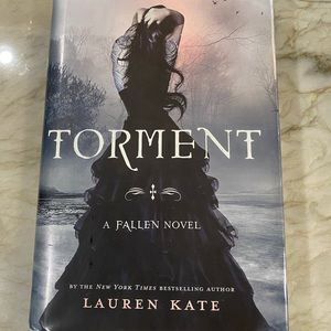 Books : Fallen Series books 2&3 by Lauren Kate